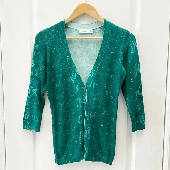Ricki’s Cardigan Snakeskin Print V-Neck Button Front Fitted 3/4 Sleeves Green XS - Picture 3 of 15